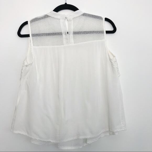 Boutique Small S Floral Applique Flowy Mesh Yoke Sleeveless Top White Keyhole - Picture 2 of 8